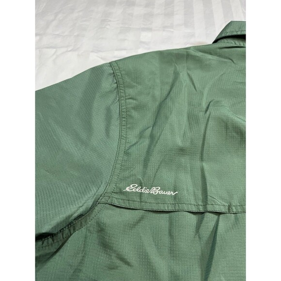 NWT Eddie Bauer Men's Relaxed Fit Short Sleeve Tech Woven Shirt Green Size XXL - Picture 7 of 9
